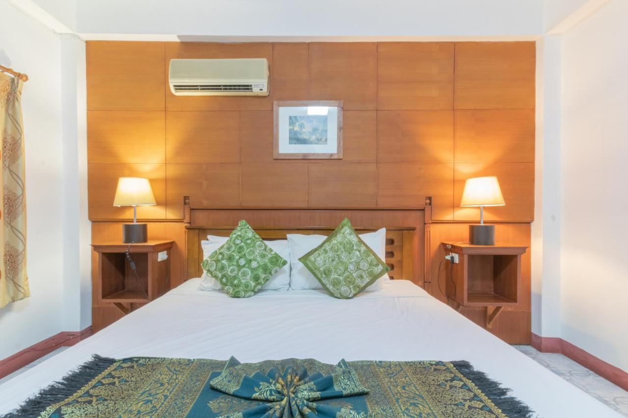 Готель Rendezvous Oldtown Chiangmai Чіангмай Екстер'єр фото